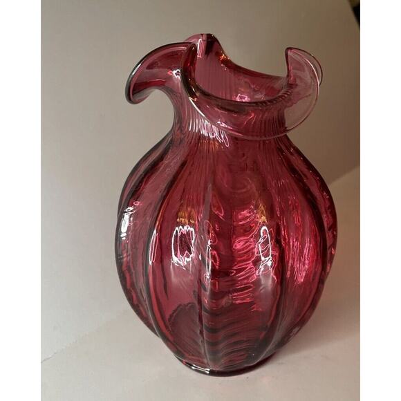 Vintage Pilgrim Cranberry Glass Vase - Picture 1 of 6